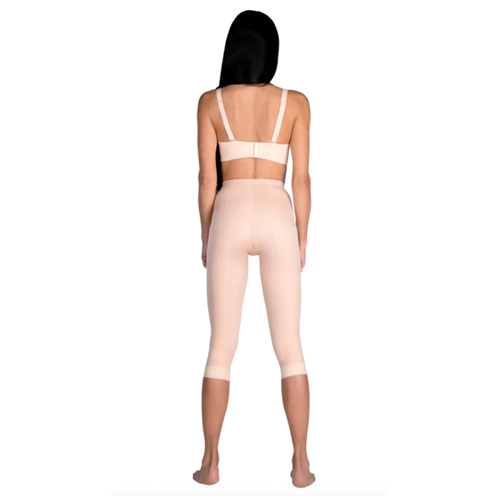 Back view of Lipoelastic TD Variant nude ¾ pants compression garment for thighs, hips, and knee liposuction recovery.