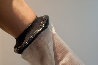 LimbO - Adult Half Arm Waterproof Cast Cover