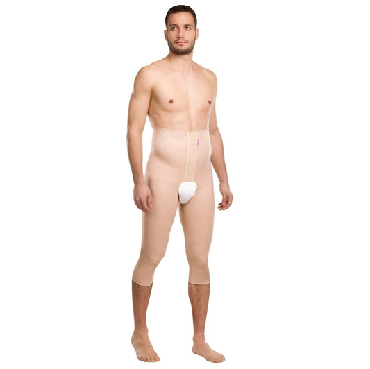 Front view of man wearing Lipoelastic TDm Variant men’s ¾-length compression pants in beige